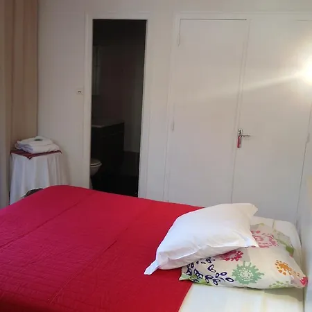 Hotel Restaurant Les Platanes Montfaucon-en-Velay Zimmer foto